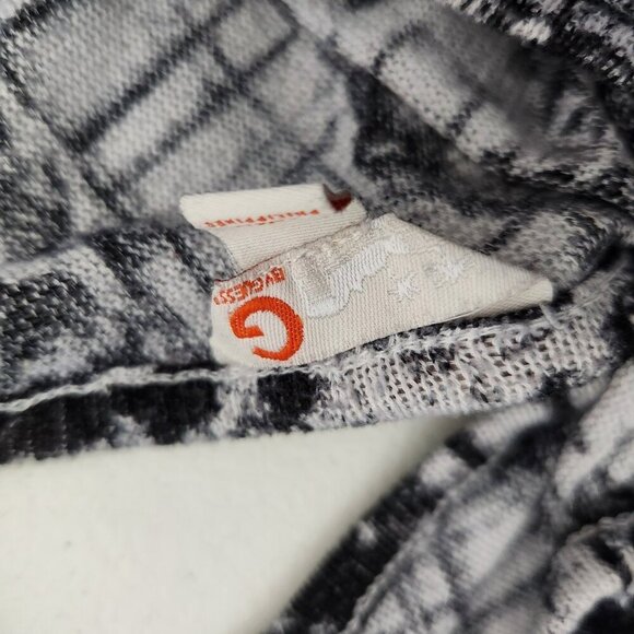 Guess Tank Top Womens Medium Black White Rose Floral Sleeveless Fariegoth - Picture 12 of 14